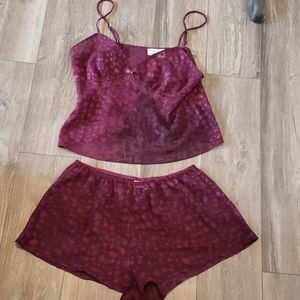 Gilligan and O'Malley nightwear